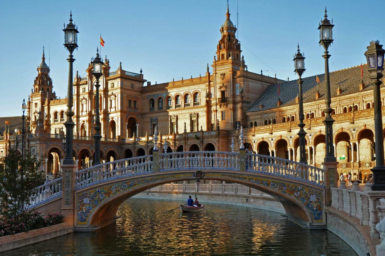 Go To Sevilla Cathedral Extérieur photo